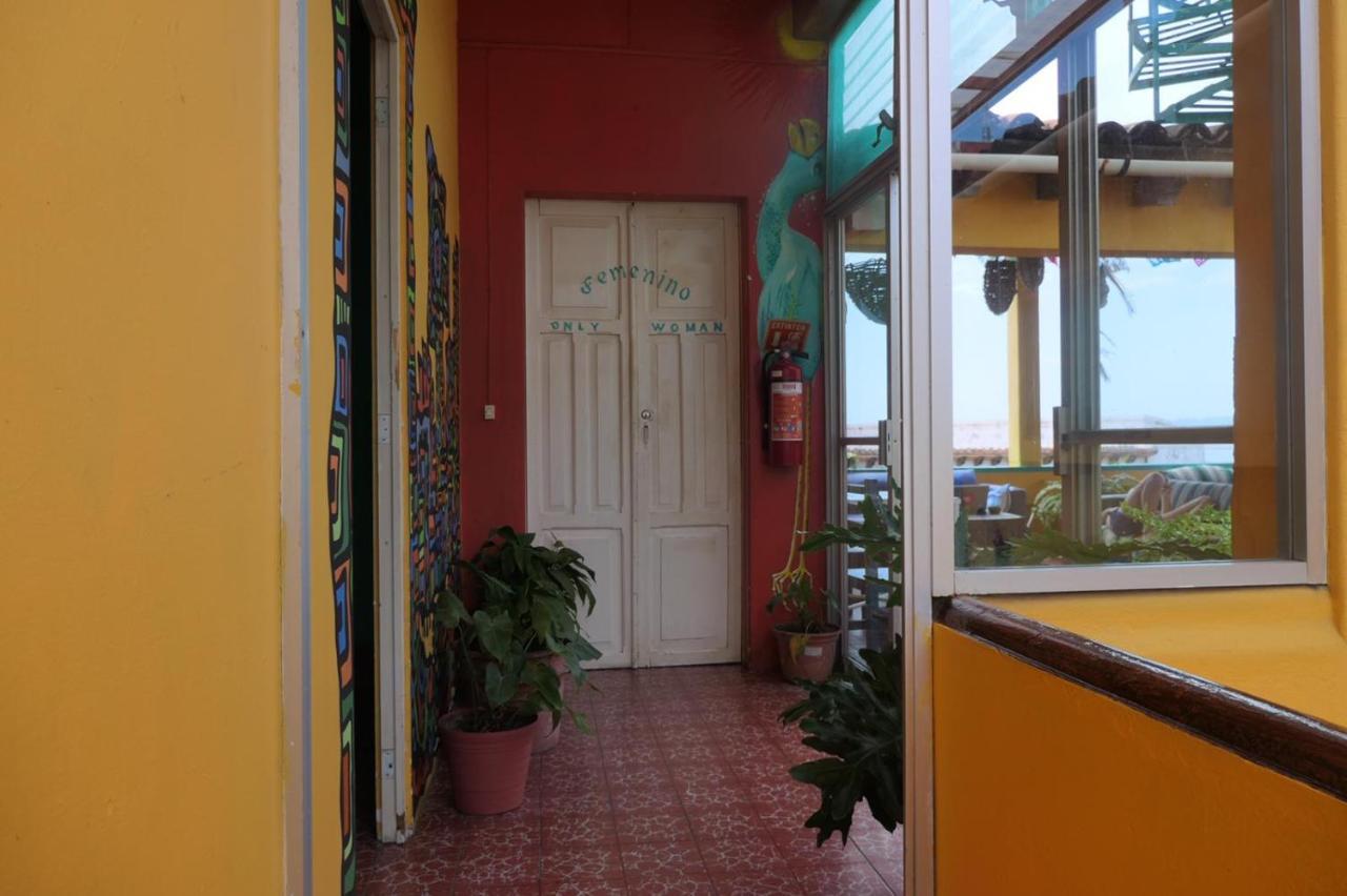 פוארטו ואלארטה Casa Kraken Hostel מראה חיצוני תמונה